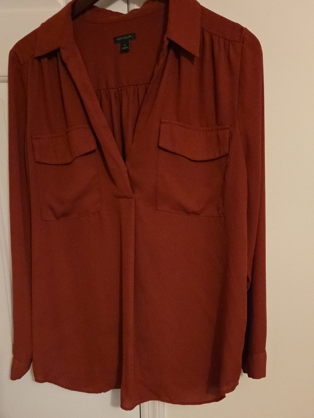 Ann Taylor Rust V-Neck Canp Shirt